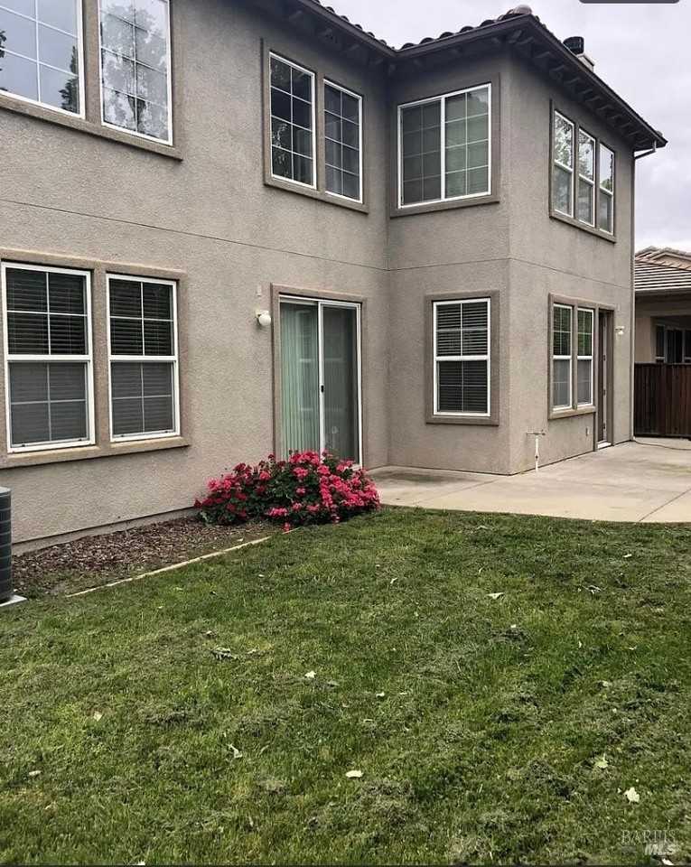 4149 The Masters Dr - Photo 3 of 33
