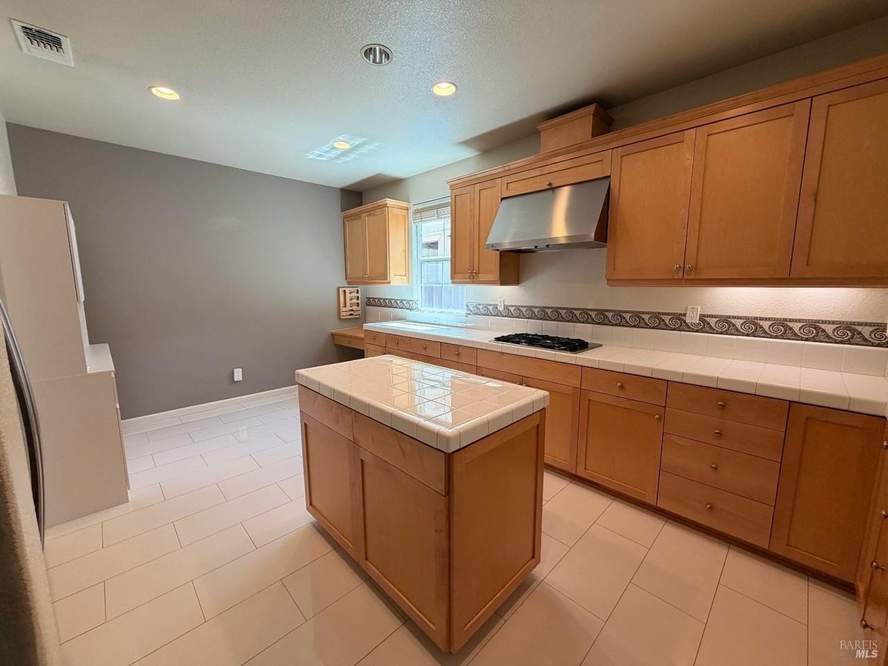 4149 The Masters Dr - Photo 7 of 33