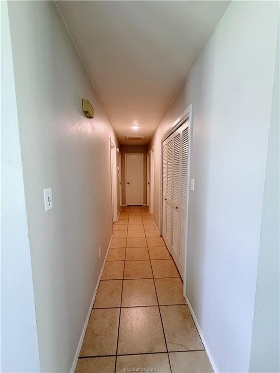1118 S Dexter Dr - Photo 3 of 16