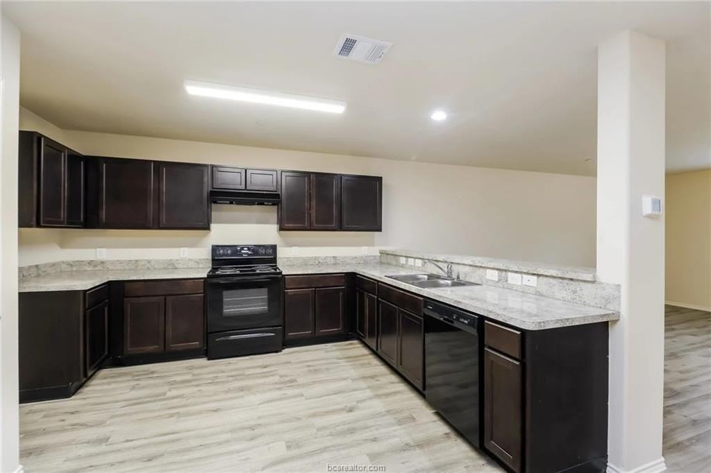 2065 Oakwood Forest Dr - Photo 2 of 13