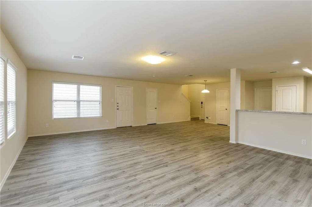 2065 Oakwood Forest Dr - Photo 4 of 13