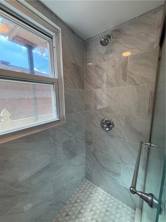 207 Dongan Hills Ave #1 - Photo 4 of 9