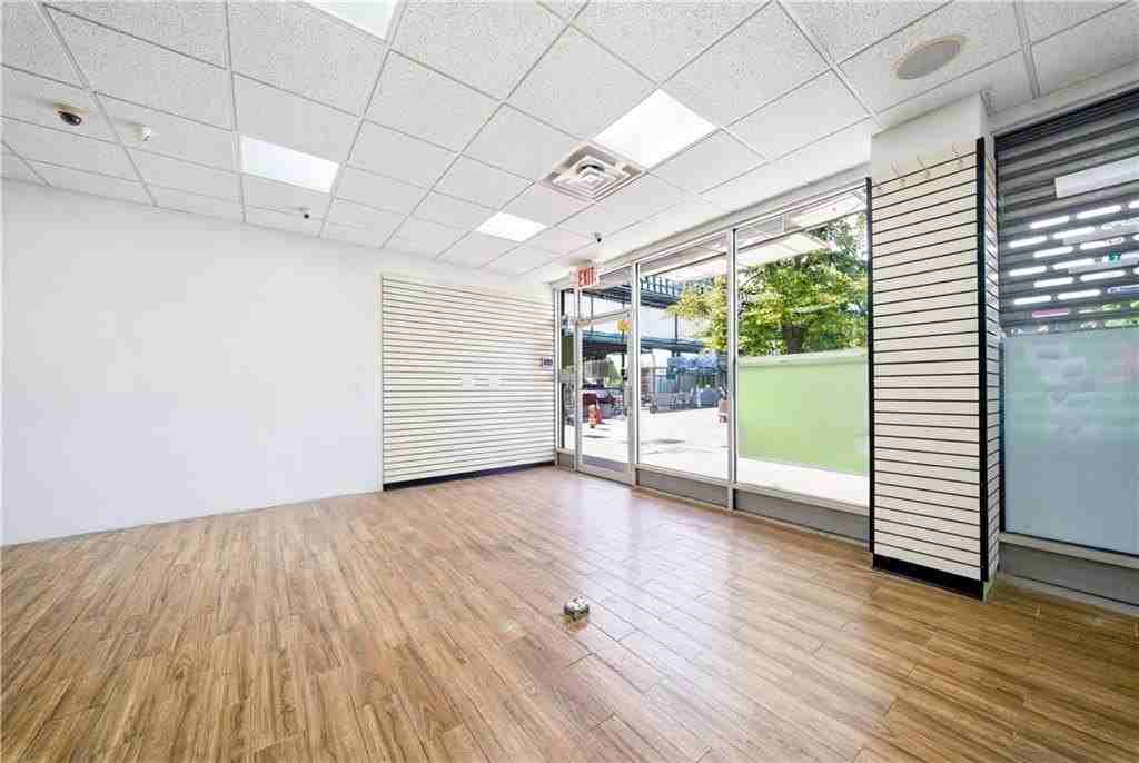 394 Avenue P - Photo 3 of 10