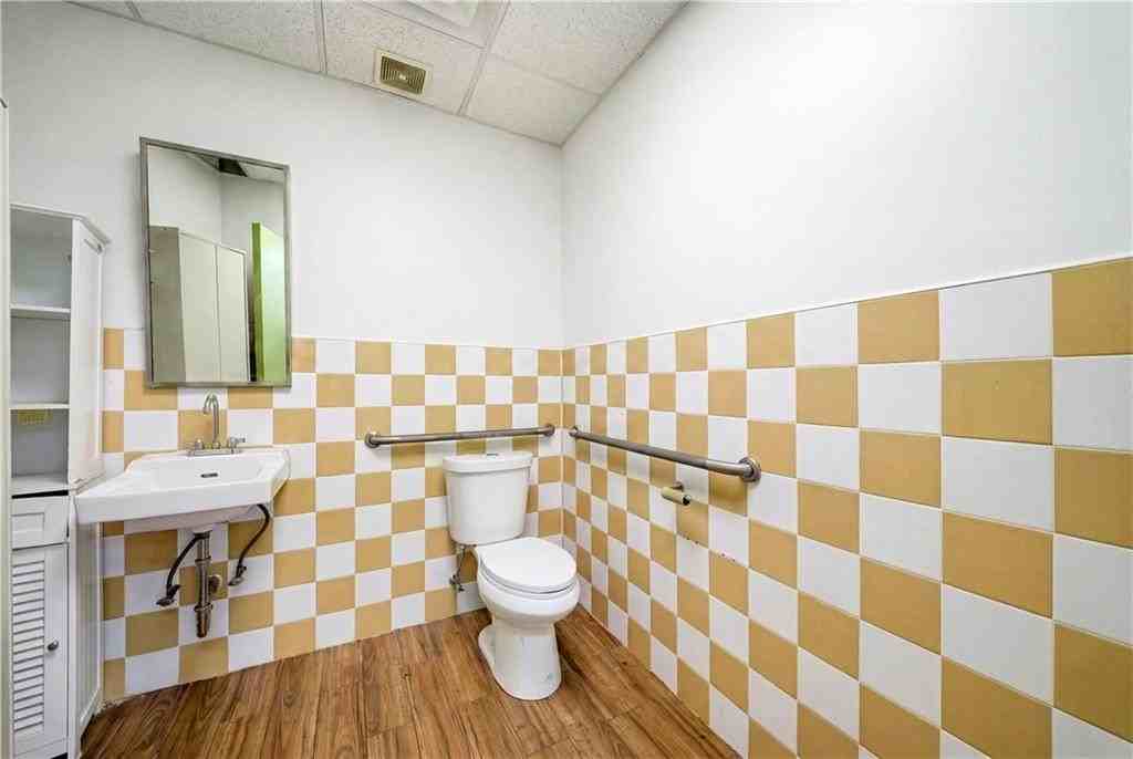 394 Avenue P - Photo 4 of 10