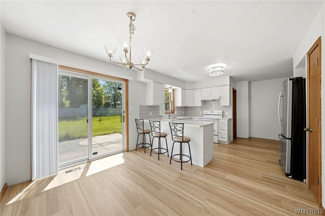 555 Lakeview Ave - Photo 6 of 25