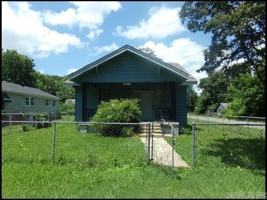 featured image of 1801 W Long 17th St