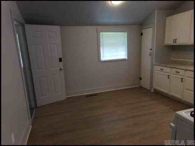 1801 W Long 17th St - Photo 7 of 15