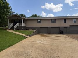 featured image of 7620 Greenwood Rd #19