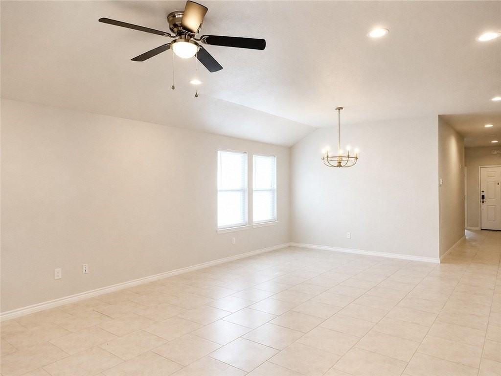 2301 Sky Crest Dr - Photo 7 of 19