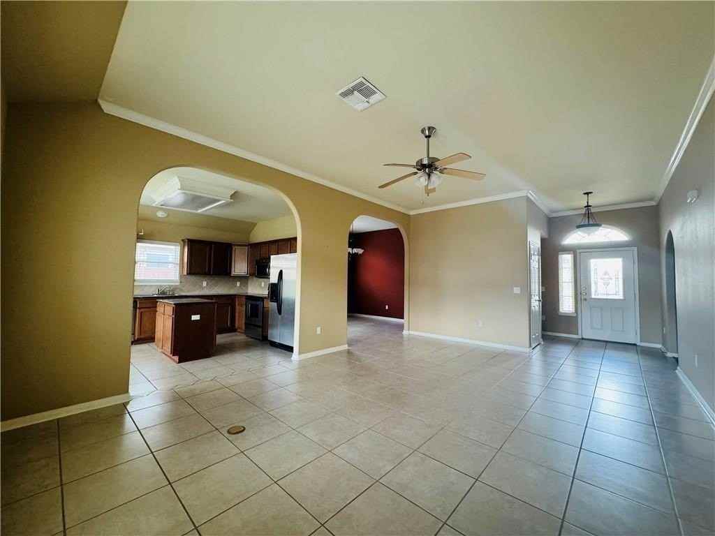 7541 Exeter - Photo 2 of 13