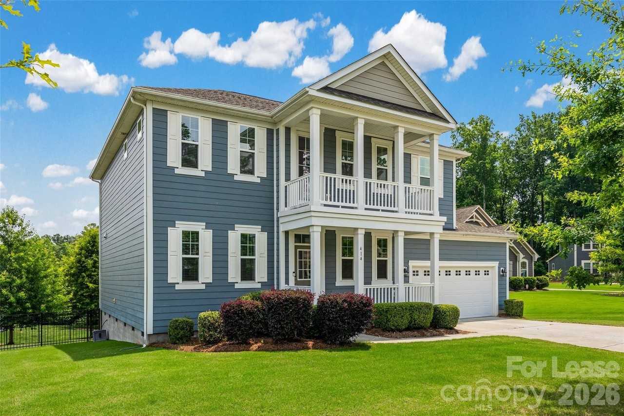 414 Sandbar Pt - Photo 2 of 42