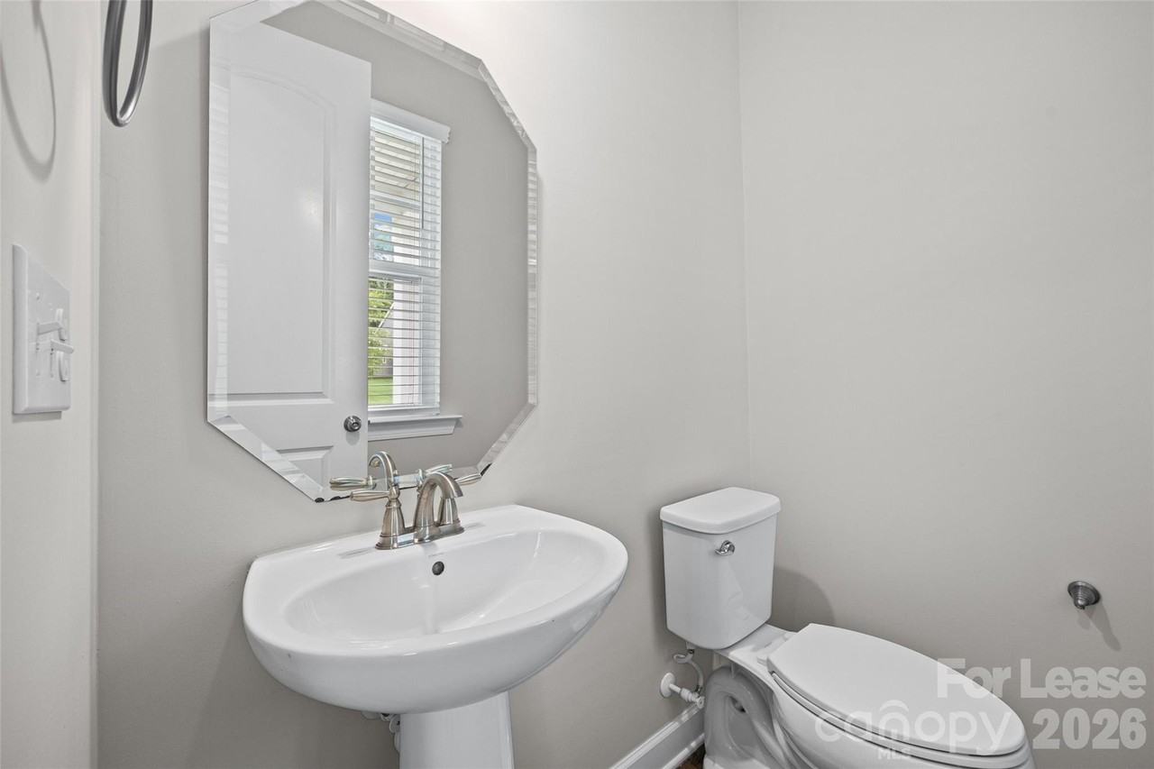 414 Sandbar Pt - Photo 6 of 42