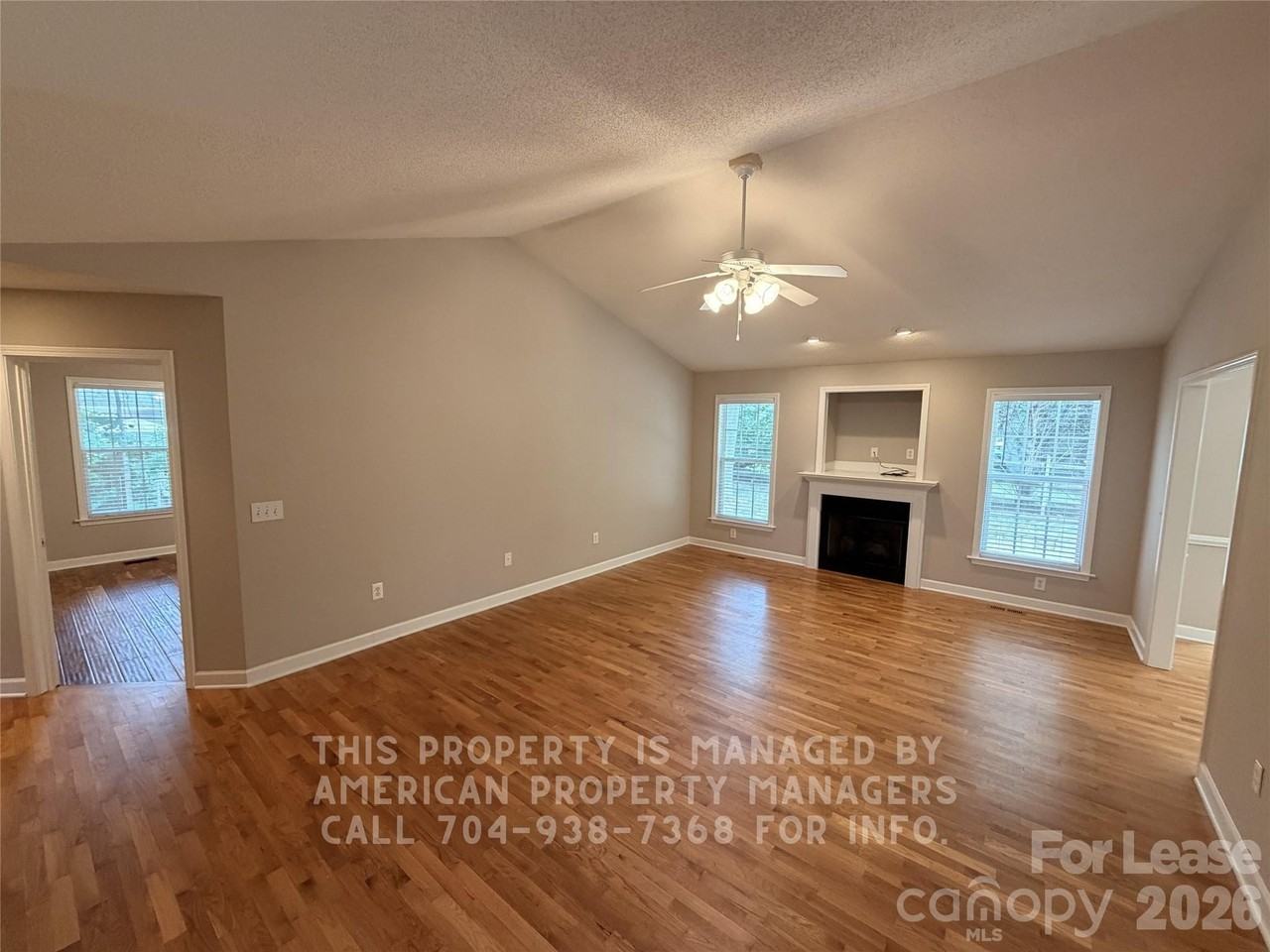 103 Whitney Ct - Photo 2 of 16
