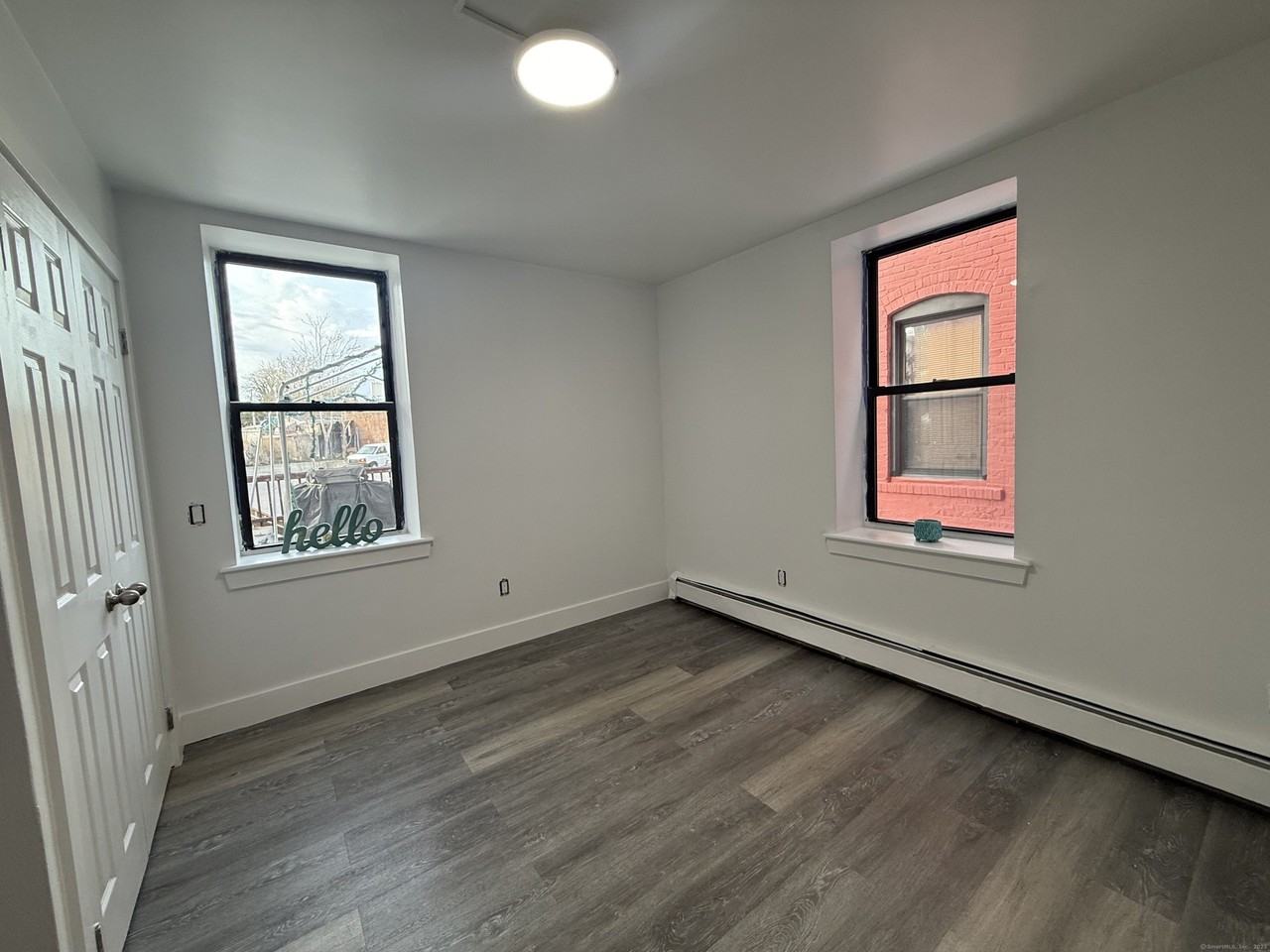 575 Bank St #206 - Photo 7 of 11