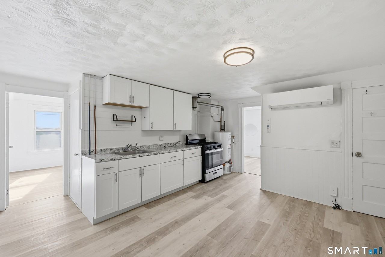 115 Main St #3rdFL - Photo 5 of 21