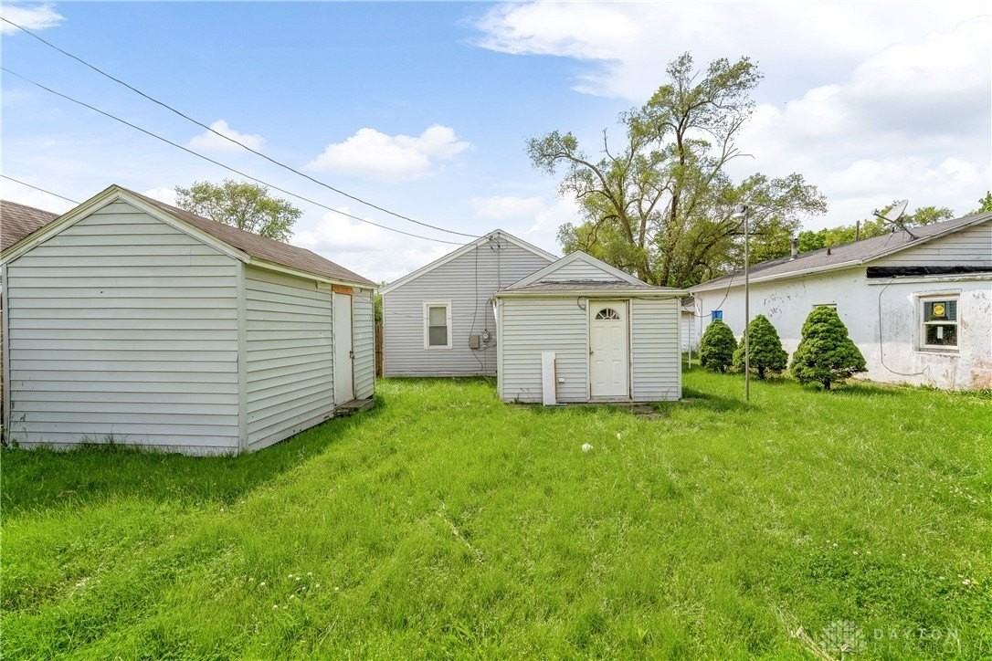 1858 Wilbur Ave - Photo 4 of 22