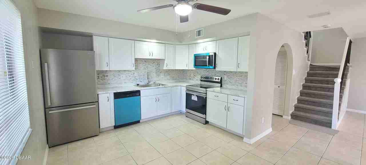2118 Oak Meadow Cir - Photo 5 of 28