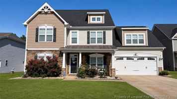 featured image of 3541 Castlefield Ln