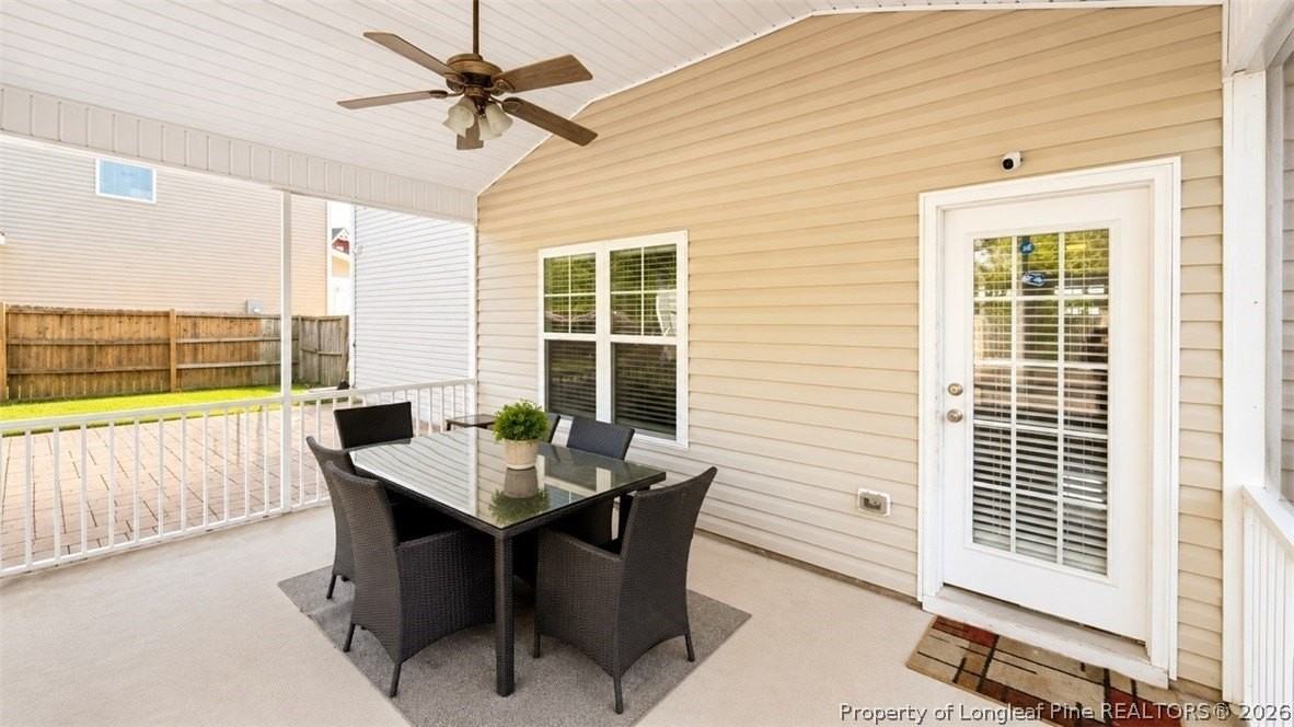 3541 Castlefield Ln - Photo 3 of 12