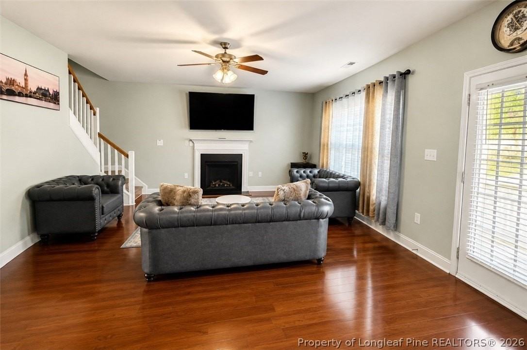 3541 Castlefield Ln - Photo 5 of 12
