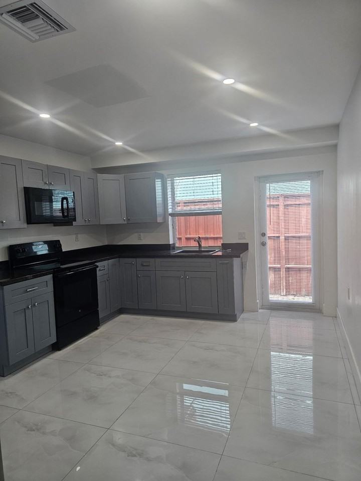 68650 Overseas Hwy #101 - Photo 2 of 5