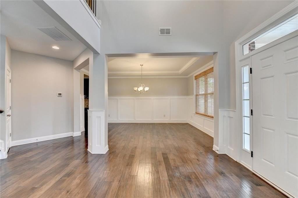 2540 Maple Ridge Ln - Photo 3 of 50