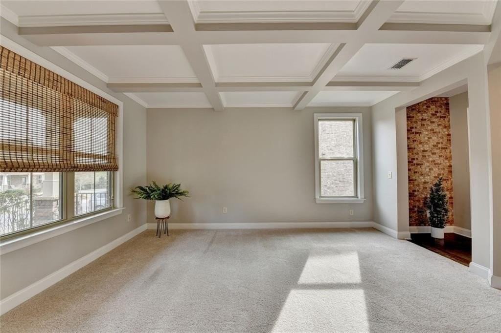 2540 Maple Ridge Ln - Photo 5 of 50