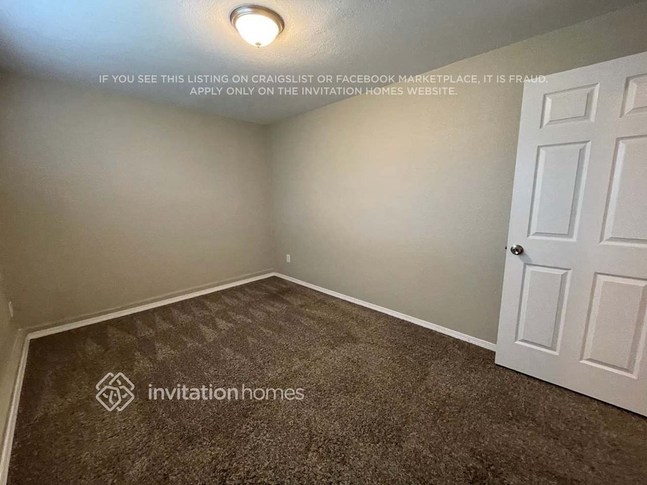 1216 S 236th Pl - Photo 6 of 12