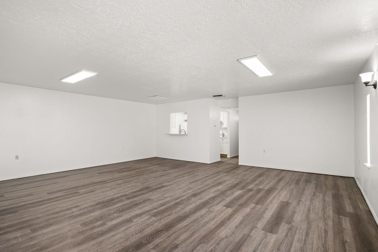 1105 Calle Mesquite #0 - Photo 2 of 14