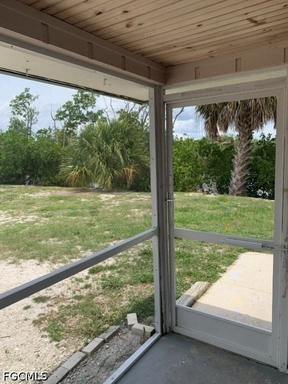 2414 Palm Ridge Rd #B - Photo 3 of 12