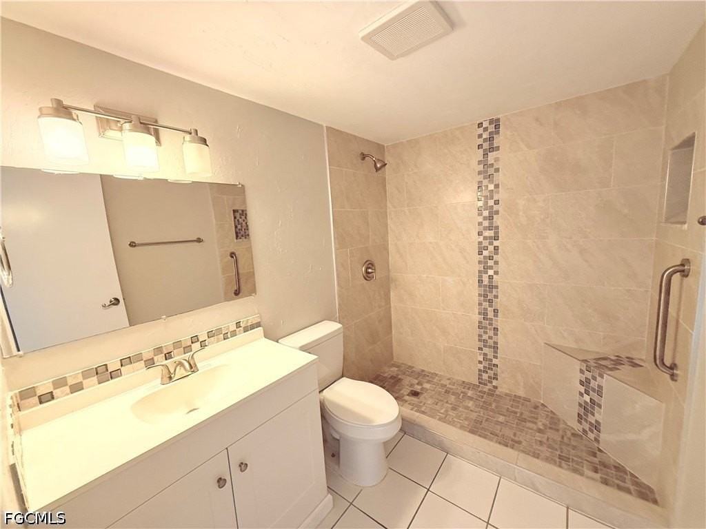 4923 Vincennes Ct #3 - Photo 6 of 10