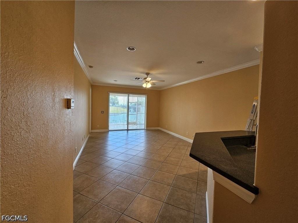 231 Cultural Park Blvd S #B - Photo 4 of 21