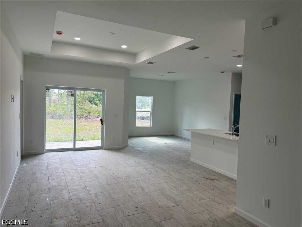 847 Genoa Ave S - Photo 2 of 26