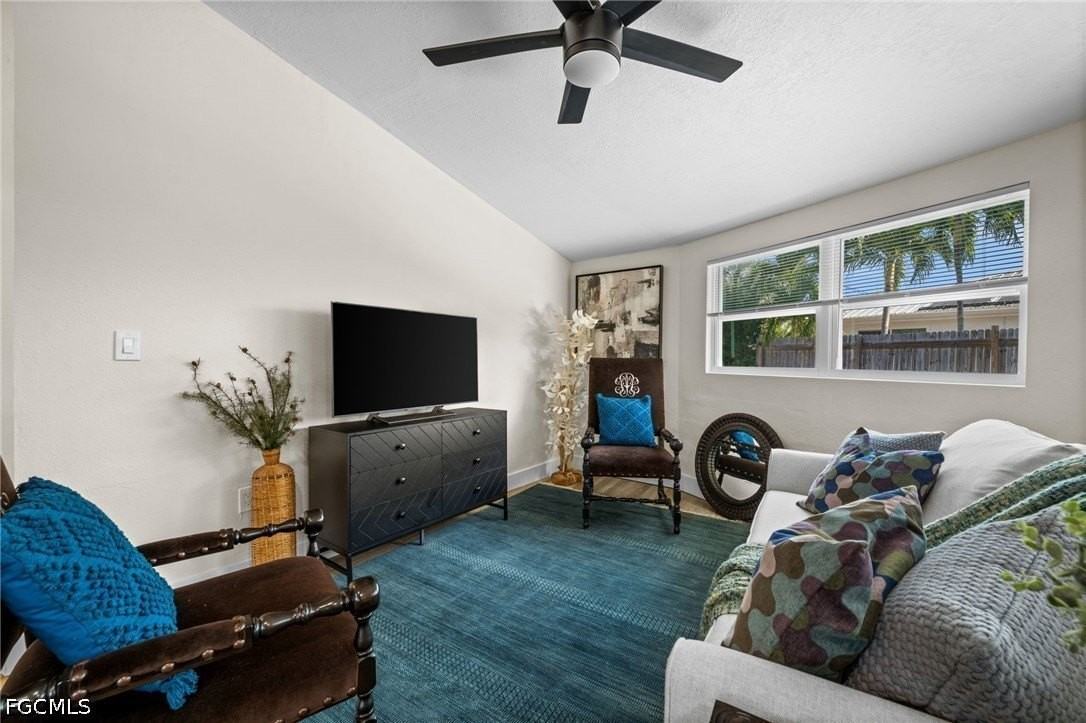 190 Tarpon Rd - Photo 3 of 47