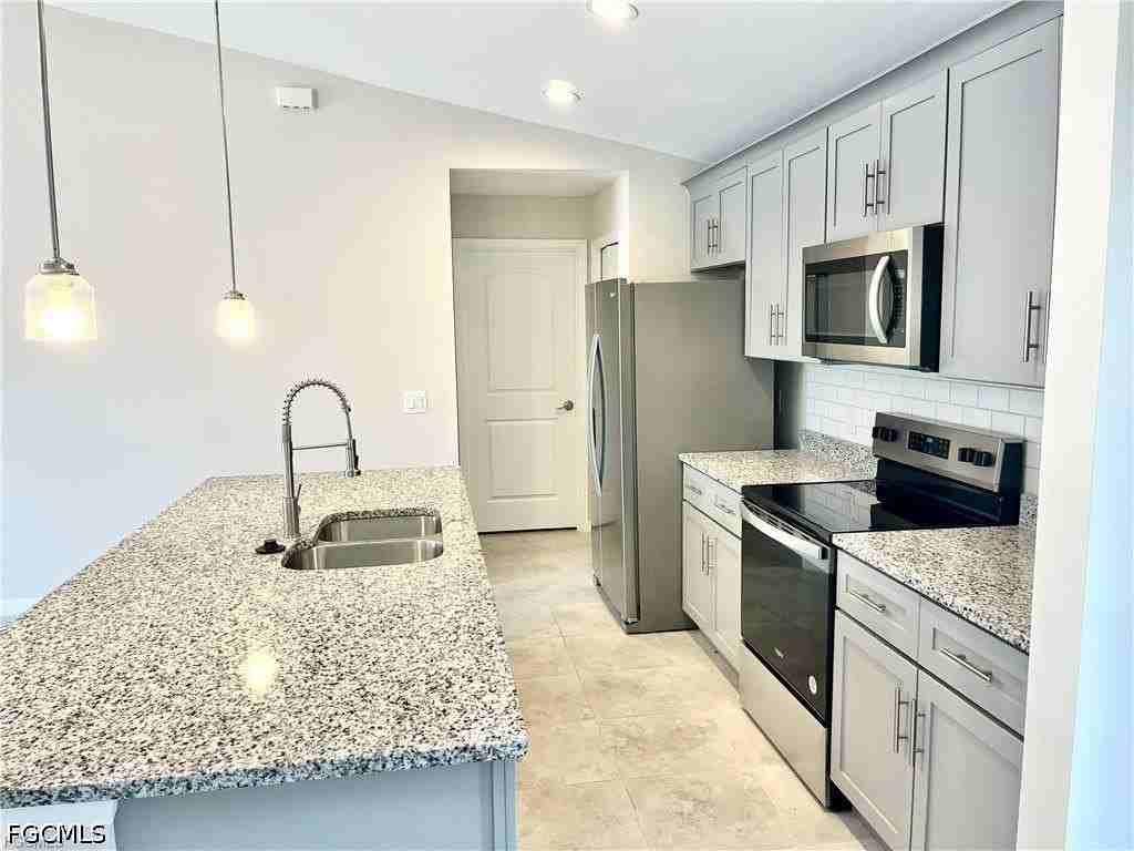 2538 Nw 24th Pl - Photo 2 of 9