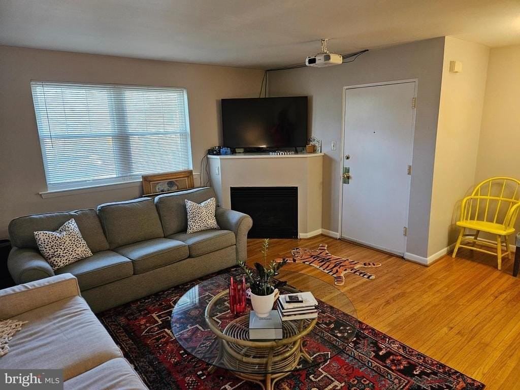200 N Wayne Ave #9 - Photo 2 of 10