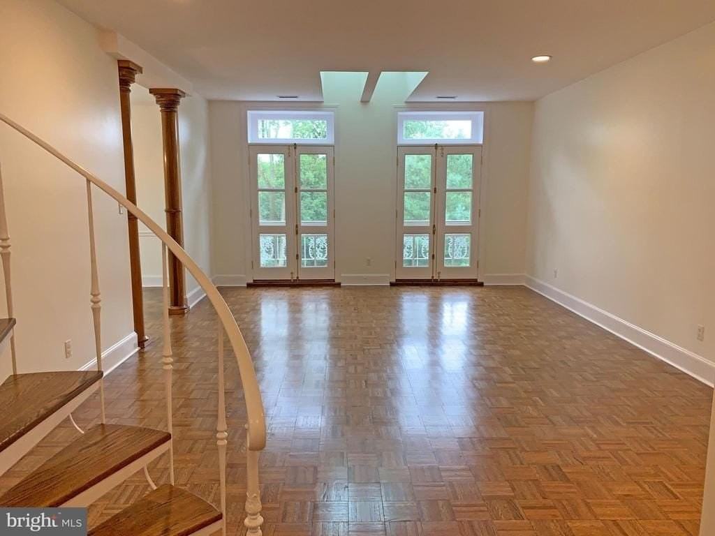 414 Old Lancaster Rd #405 - Photo 6 of 30
