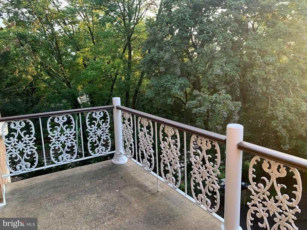 414 Old Lancaster Rd #405 - Photo 7 of 30