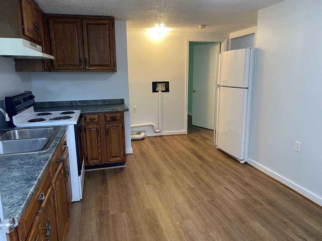 1733 Spring Hill Rd - Photo 7 of 14