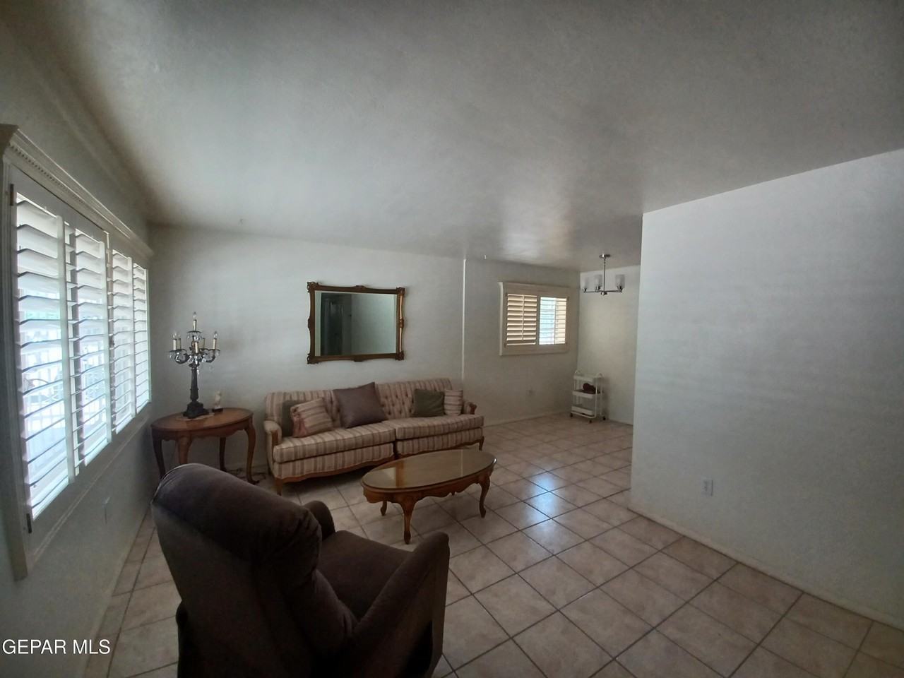 649 De Vargas Dr - Photo 6 of 36