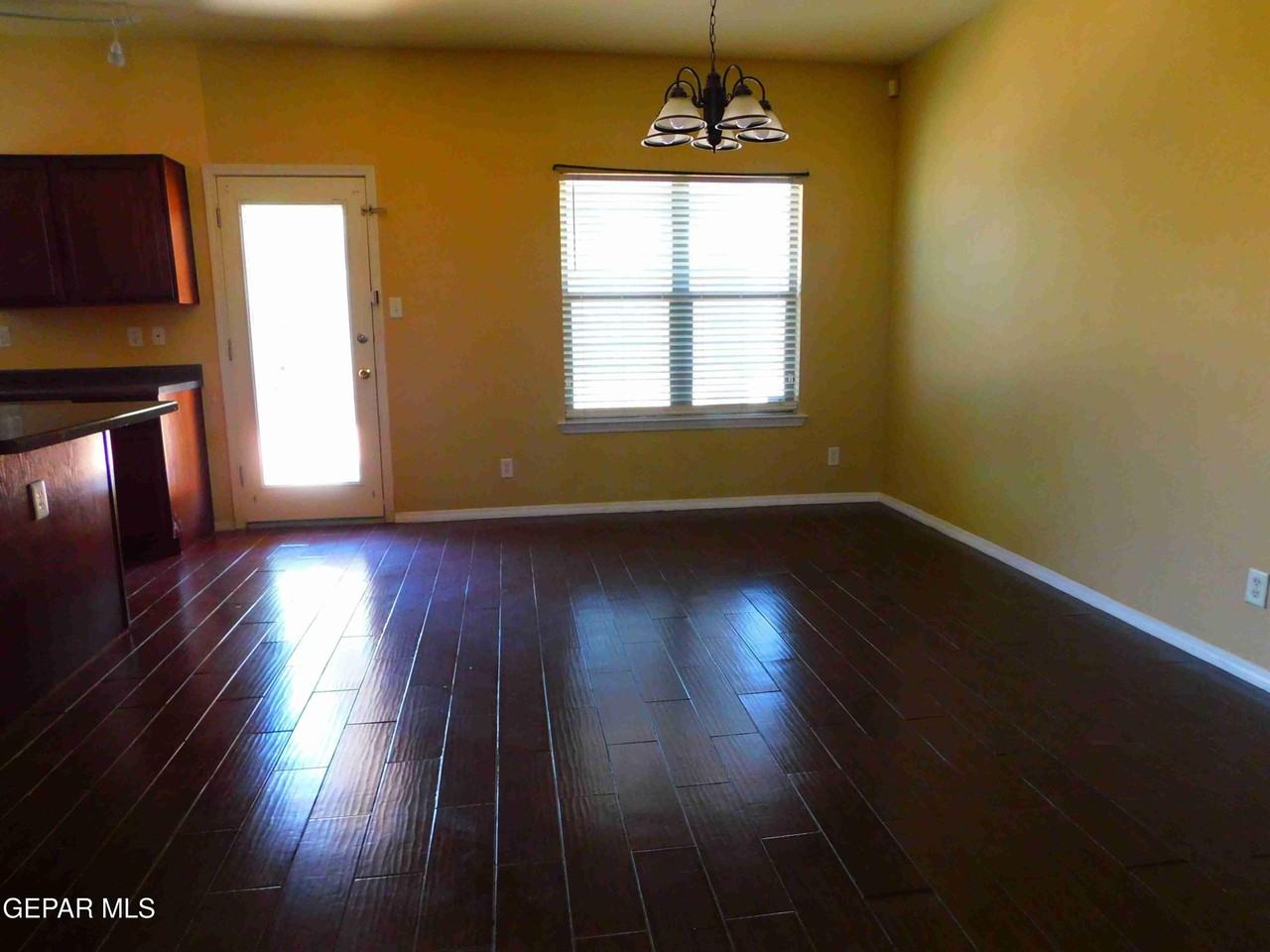 11233 Red Barrel Pl - Photo 7 of 50