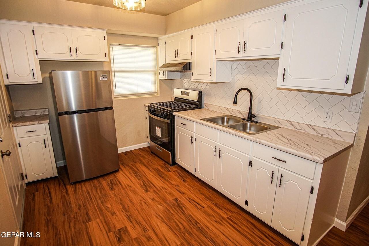 6155 Cleveland Ave #BACK - Photo 3 of 11