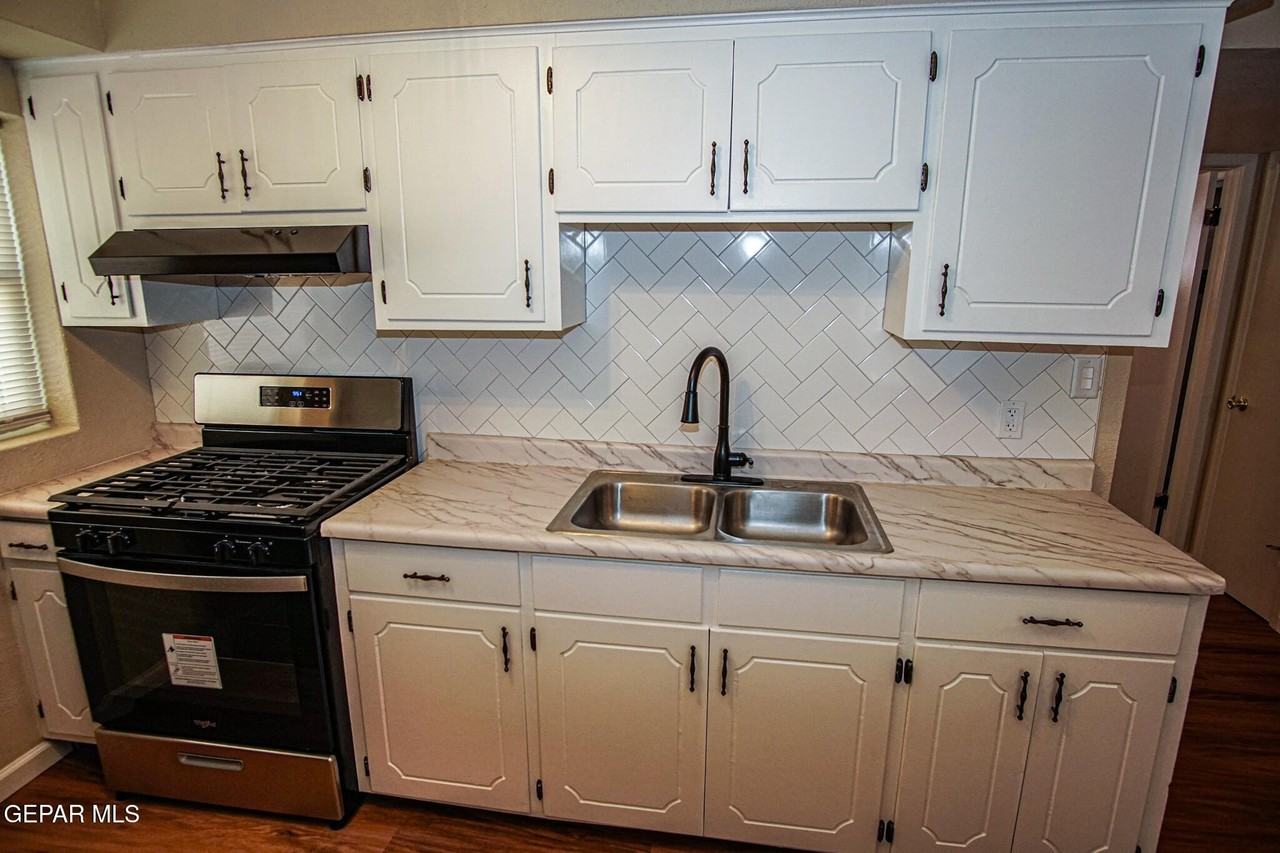 6155 Cleveland Ave #BACK - Photo 4 of 11