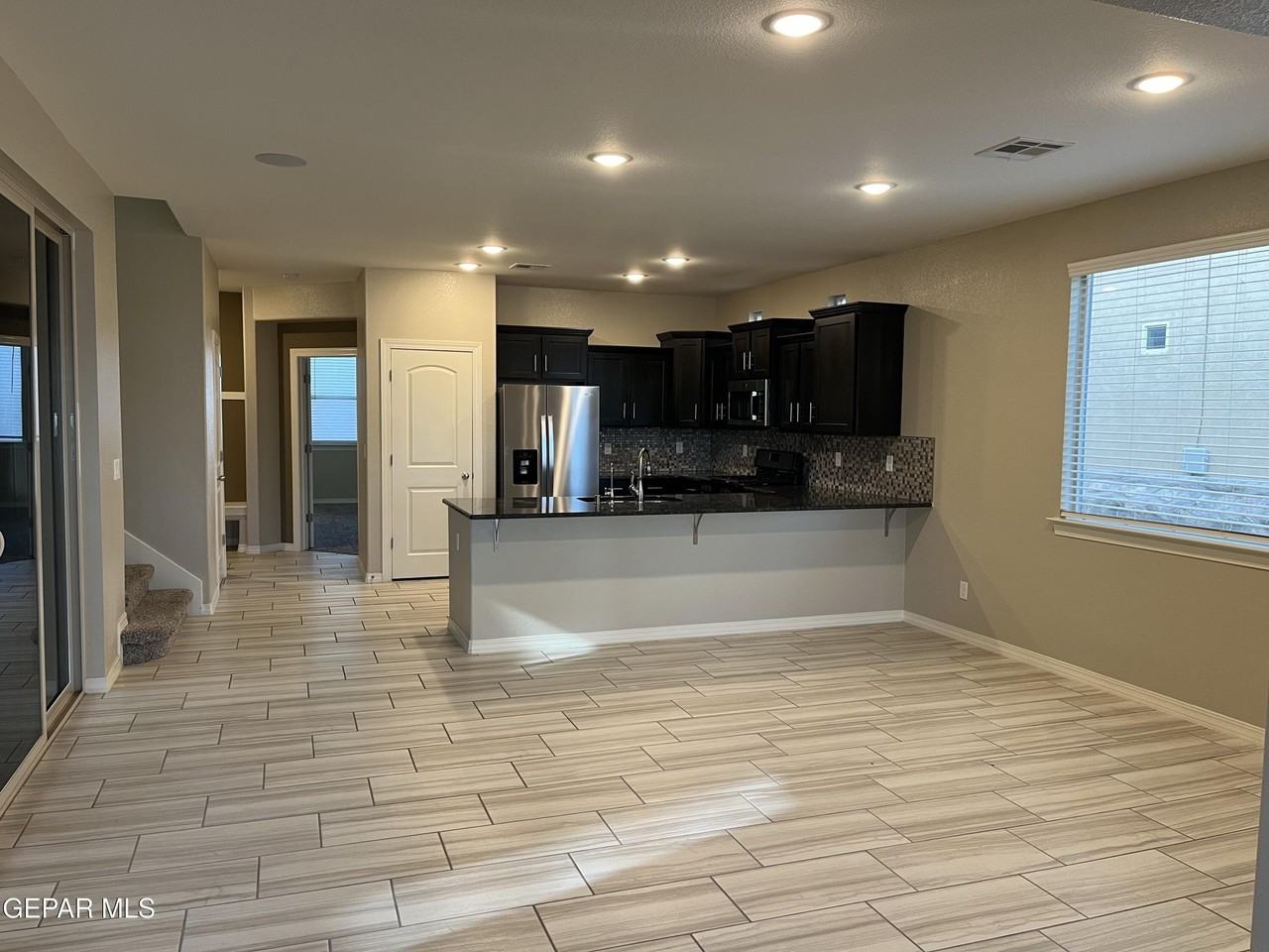 14823 Pebble Hills Blvd - Photo 5 of 16