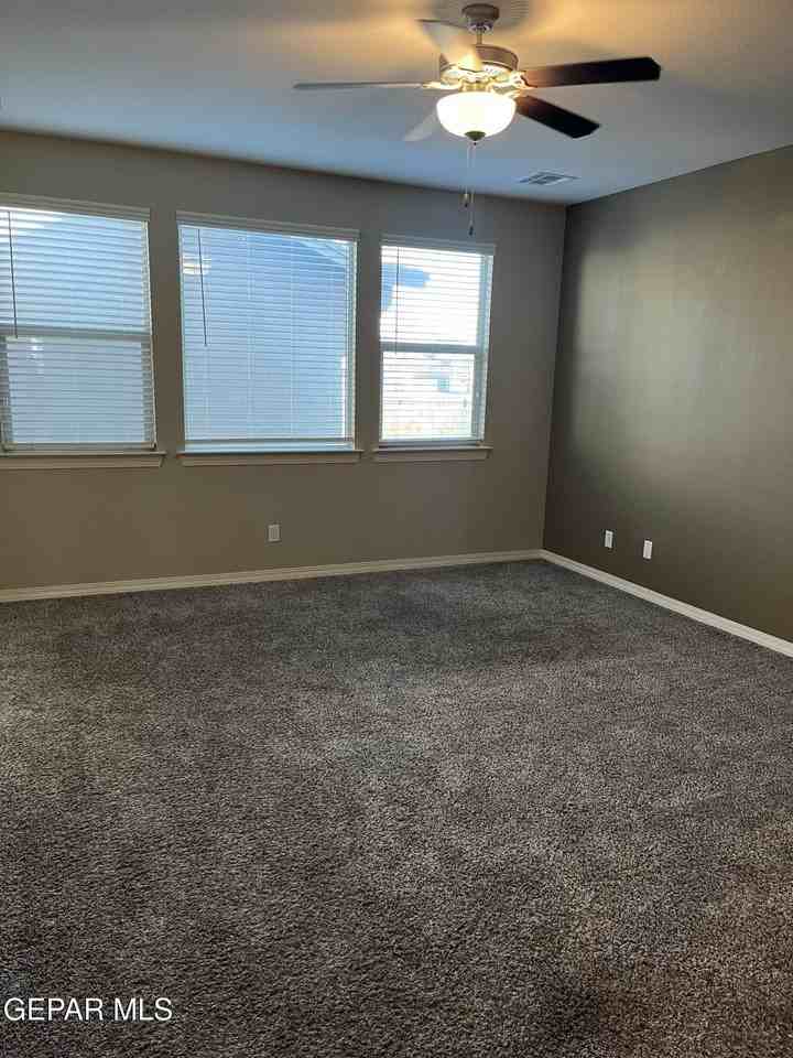 14823 Pebble Hills Blvd - Photo 6 of 16