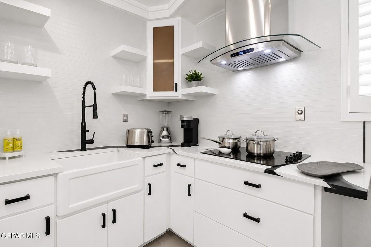 1210 N Luna St #1 - Photo 6 of 18