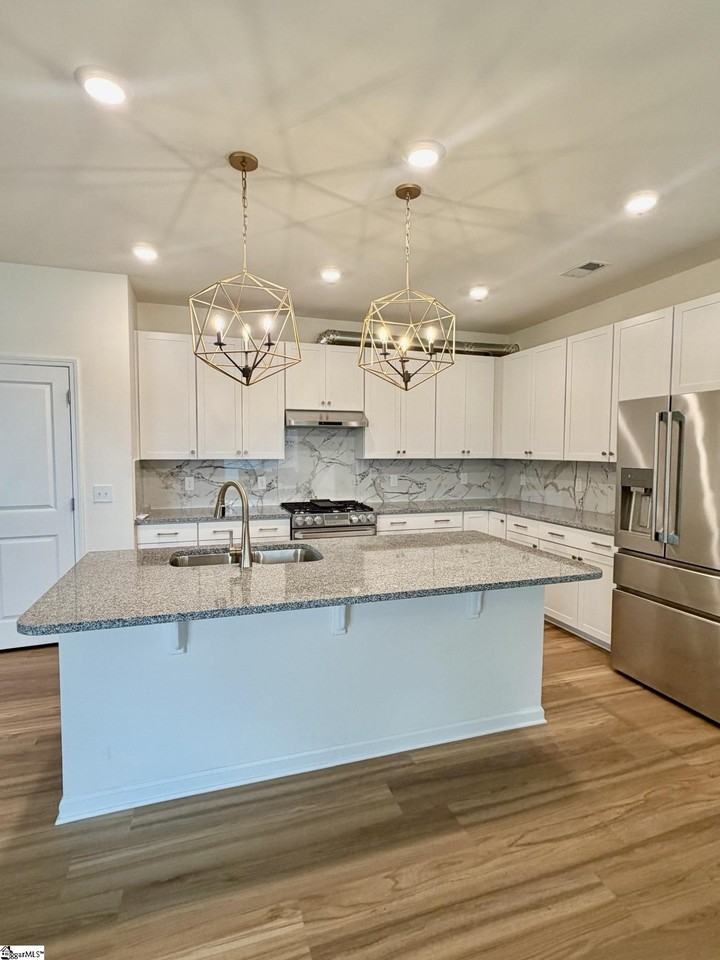 804 Omni Ct - Photo 7 of 20