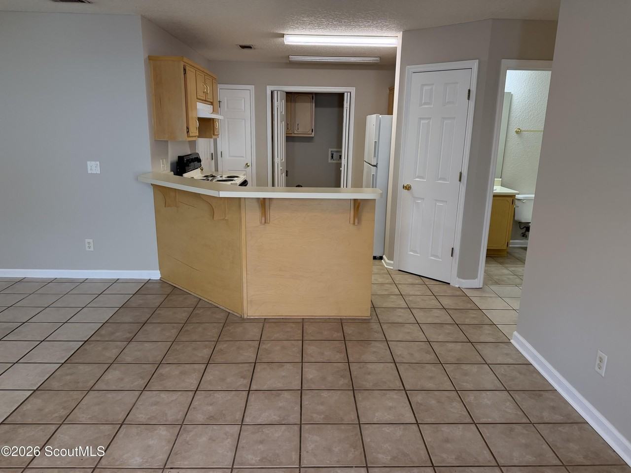 302 Windridge Dr - Photo 6 of 17