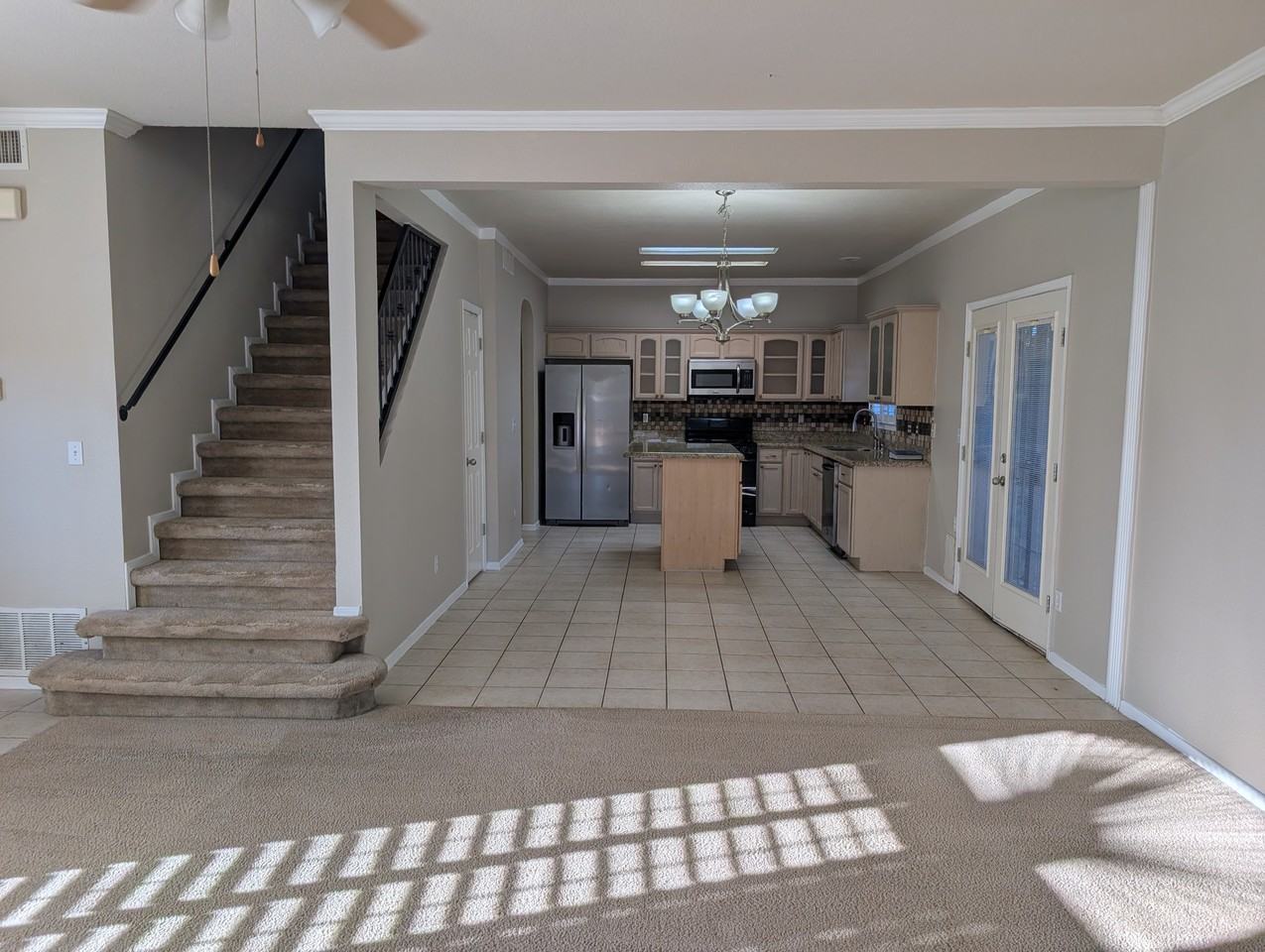 805 Bonnie Ct #1 - Photo 5 of 19