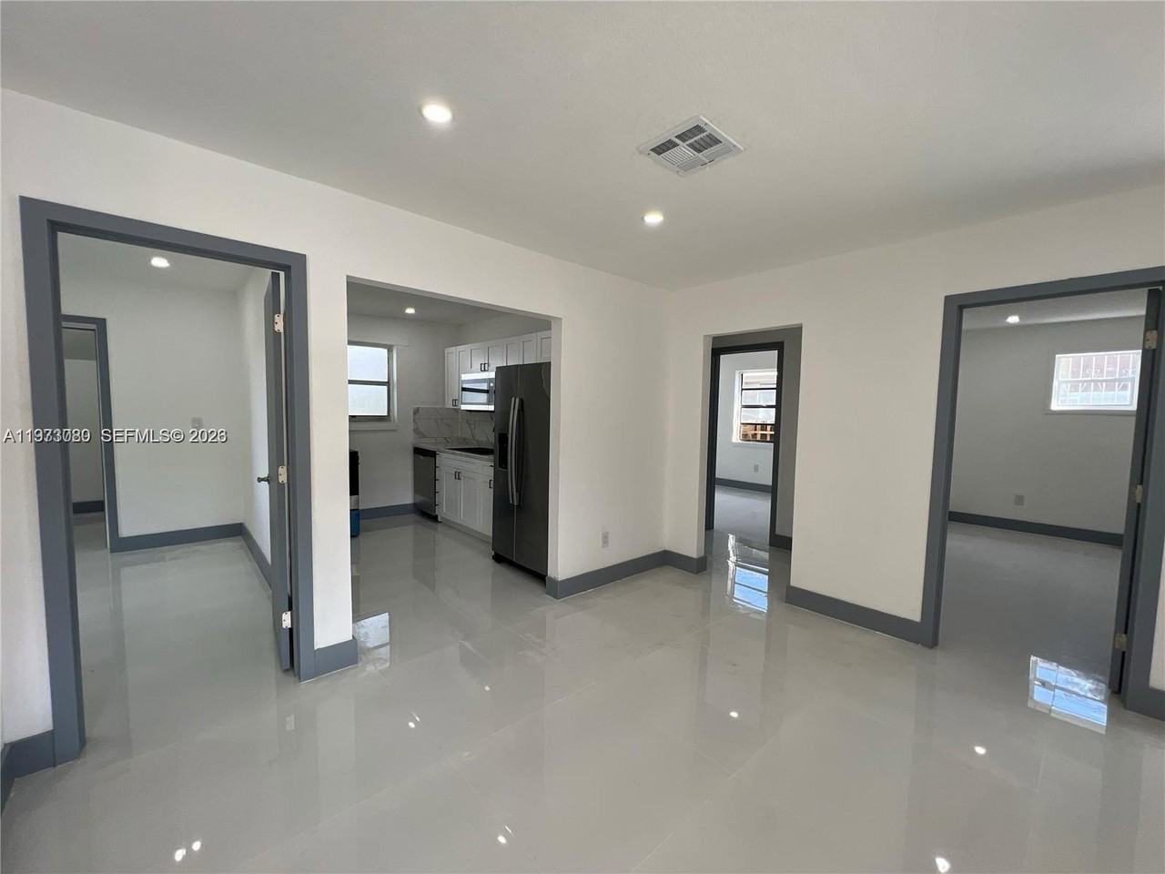 2441 Nw 32nd St - Photo 2 of 8